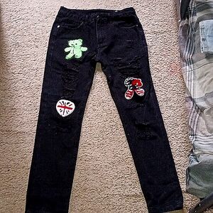 Yr2k skinny jeans with bear design👀